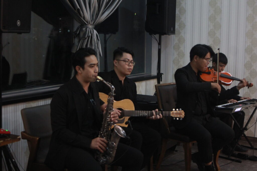 CHO THUÊ NHẠC CÔNG SAXOPHONE TPHCM