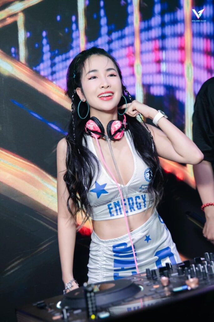 HIRE DJ IN HCMC