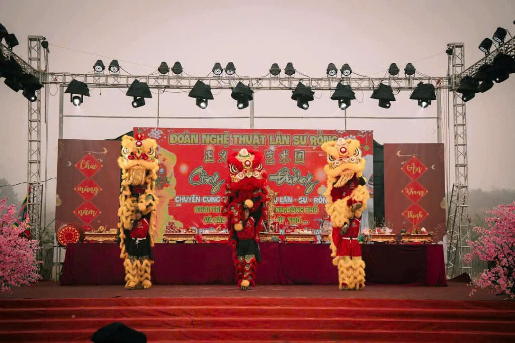 LION DANCE SUPPLIES BY EVENT AGENCY DONDUONG